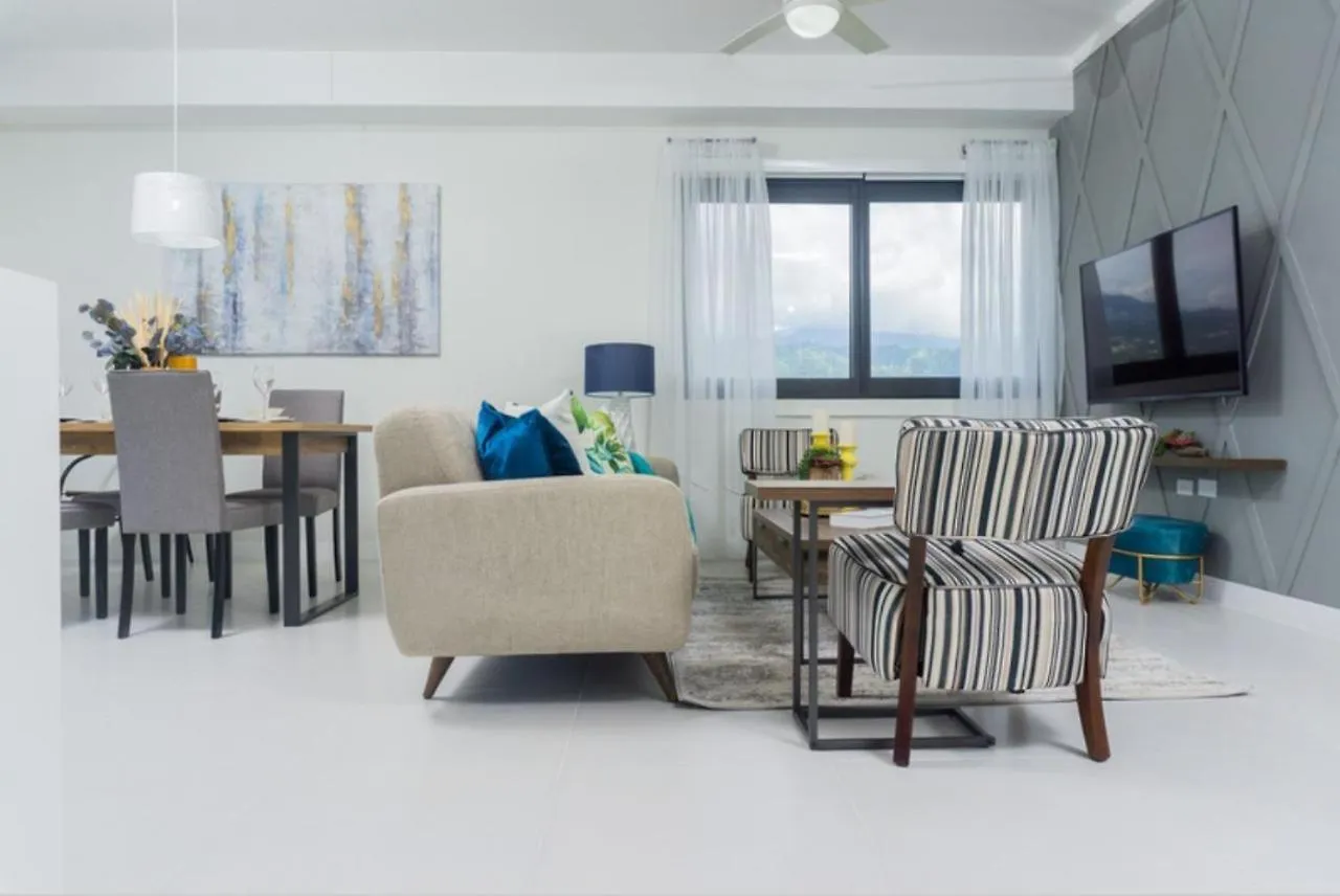 Via Apartments @ New كينغستون
